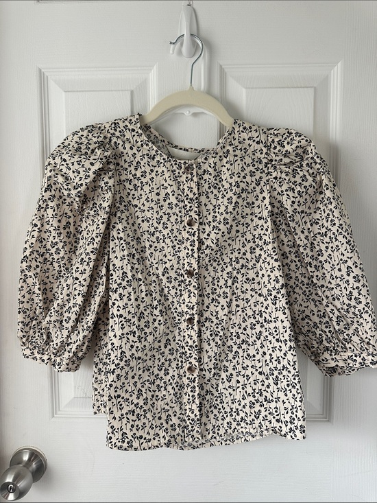 H&M Tops - H&M Cream Button-Front Puff Sleeve Blouse with Black Floral Print